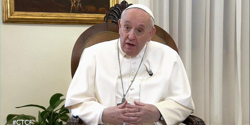 Papa Francesco: "le leggi contro l'omosessualità sono ingiuste "