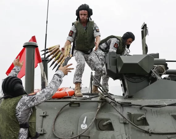 Russia : pronta ad armare 1,5 milioni di soldati per guerra all'Occidente
