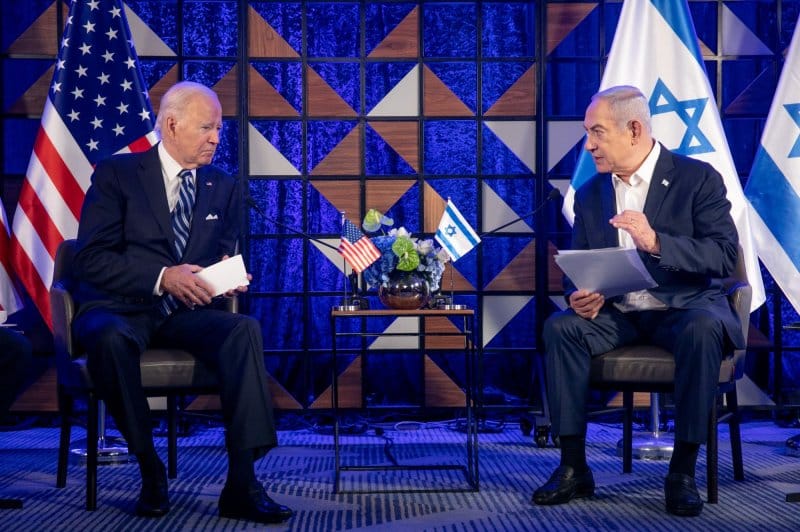 Joe Biden sostiene la posizione israeliana sull’esplosione nell’ospedale di Gaza durante la visita a Tel Aviv